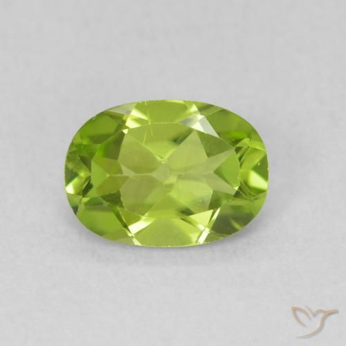 0.84ct Natürlicher Lebendiges grün Peridot, Oval, VS