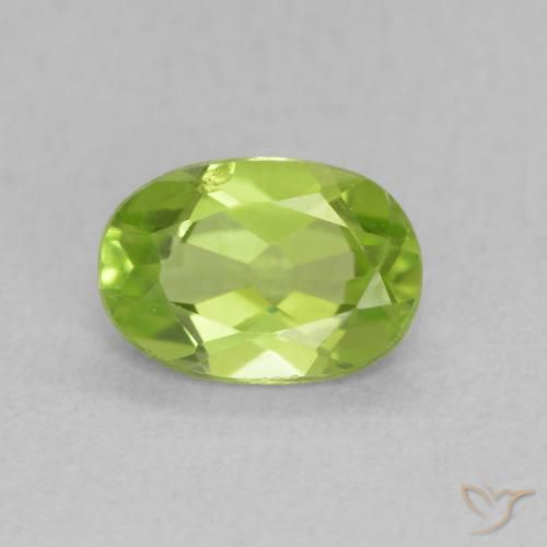 0.85ct Natürlicher Lebendiges grün Peridot, Oval, VS