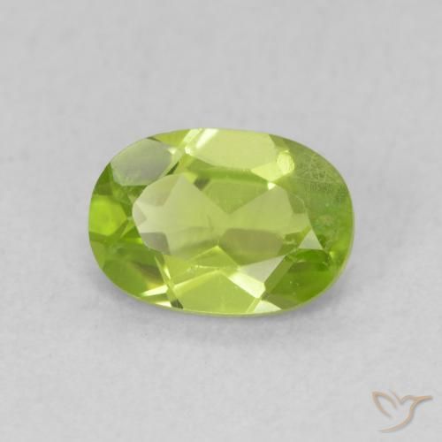 9,17 ctw natürlicher Mittelgrün Peridot, Oval, VS