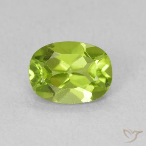 0.91ct Natürlicher Mittelgrün Peridot, Oval, VS