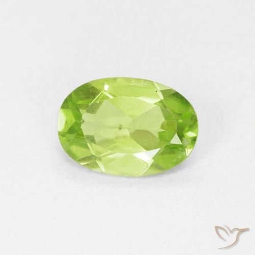 9,17 ctw natürlicher Mittelgrün Peridot, Oval, VVS-VS