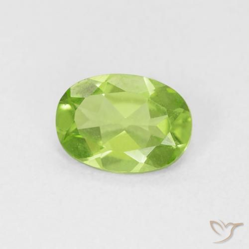9,17 ctw natürlicher Mittelgrün Peridot, Oval, VVS-VS