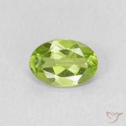 0.76ct Natürlicher Leichtes lebendiges Grün Peridot, Oval, VS