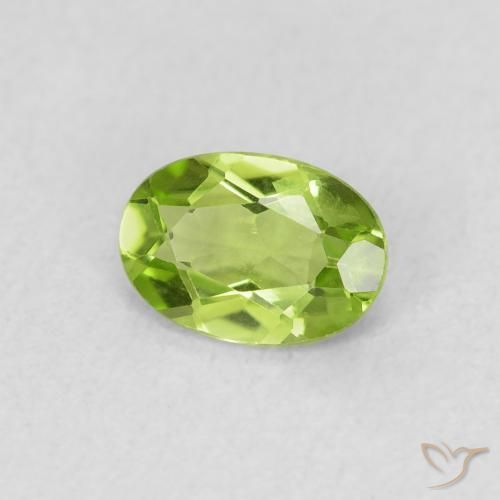 9,17 ctw natürlicher Mittelgrün Peridot, Oval, VS