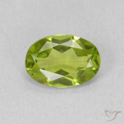0.84ct Natürlicher Lebendiges grün Peridot, Oval, VS