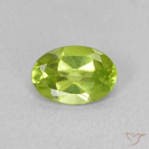 0.72ct Natürlicher hellgrün Peridot, Oval, VVS-VS