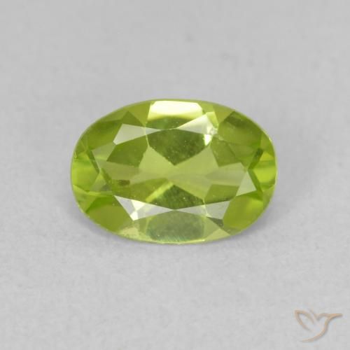 0.74ct Natürlicher hellgrün Peridot, Oval, VVS-VS