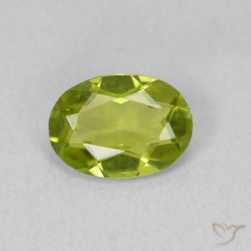 0.72ct Natürlicher Lebendiges grün Peridot, Oval, VVS-VS