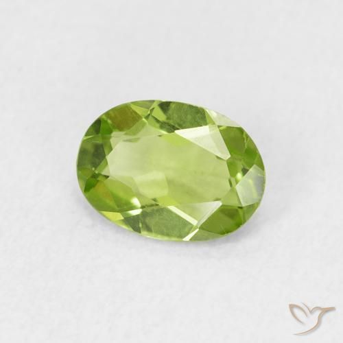 9,17 ctw natürlicher Mittelgrün Peridot, Oval, VVS-VS