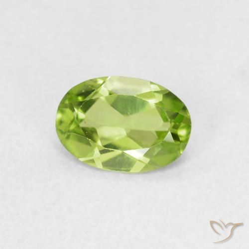 9,17 ctw natürlicher Mittelgrün Peridot, Oval, VVS-VS
