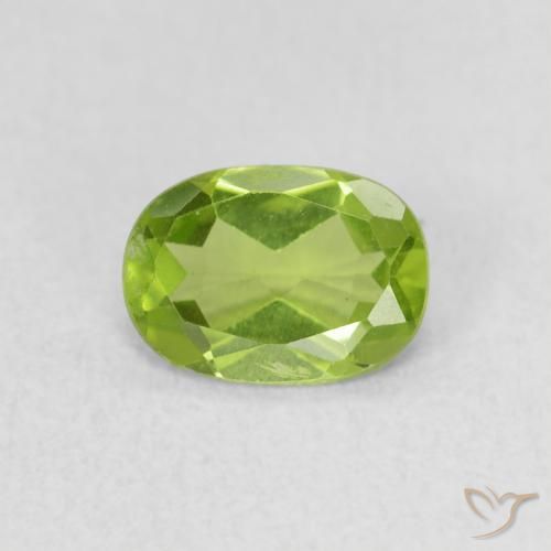 0.82ct Natürlicher Lebendiges grün Peridot, Oval, VS