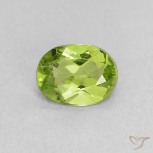 0.68ct Natürlicher Lebendiges grün Peridot, Oval, VS