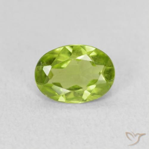 0.68ct Natürlicher Lebendiges grün Peridot, Oval, VS