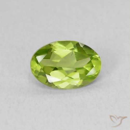 0.77ct Natürlicher Mittelgrün Peridot, Oval, VS
