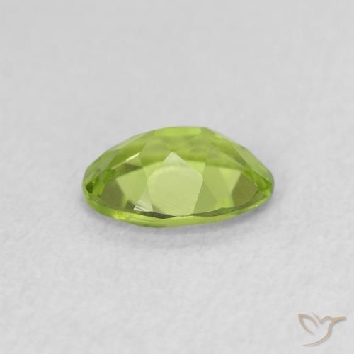 9,17 ctw natürlicher Mittelgrün Peridot, Oval, VS