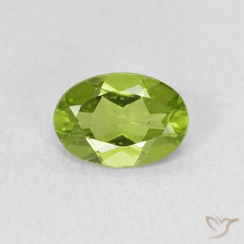 0.75ct Natürlicher Mittelgrün Peridot, Oval, VS