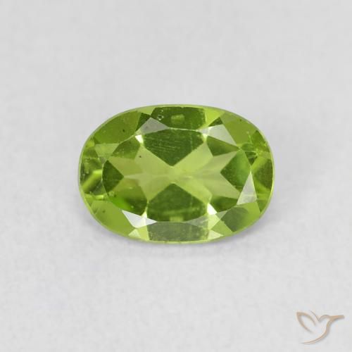 0.79ct Natürlicher Lebendiges grün Peridot, Oval, VS