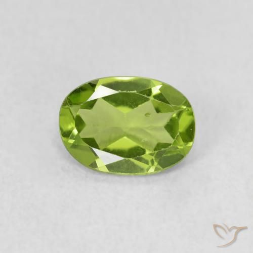 0.77ct Natürlicher Lebendiges grün Peridot, Oval, VS