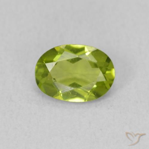 0.81ct Natürlicher Lebendiges grün Peridot, Oval, VS