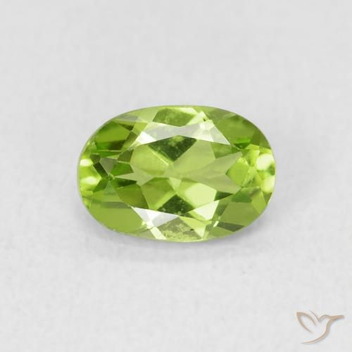 0.86ct Natürlicher Mittelgrün Peridot, Oval, VS