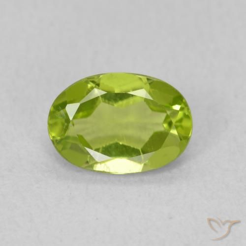 0.83ct Natürlicher Mittelgrün Peridot, Oval, VS