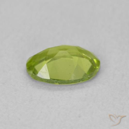 9,17 ctw natürlicher Mittelgrün Peridot, Oval, VS