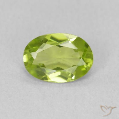 0.74ct Natürlicher Mittelgrün Peridot, Oval, VS