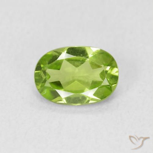 0.87ct Natürlicher Lebendiges grün Peridot, Oval, VS