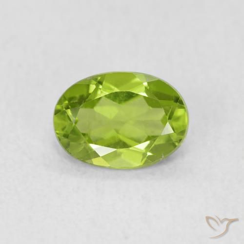 0.92ct Natürlicher Lebendiges grün Peridot, Oval, VS