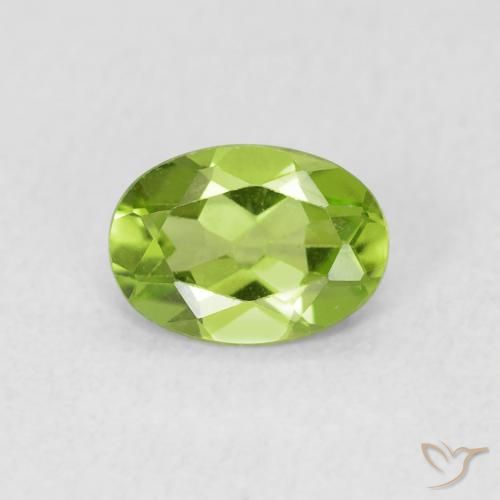0.79ct Natürlicher Lebendiges grün Peridot, Oval, VS