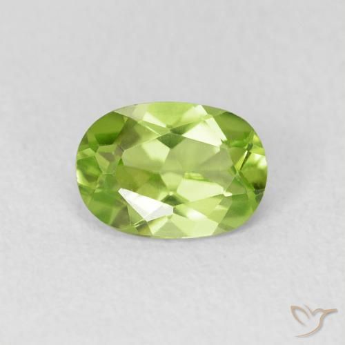 0.85ct Natürlicher gelblich-grün Peridot, Oval, VVS-VS