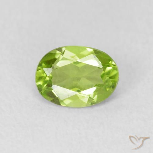 0.92ct Natürlicher Mittelgrün Peridot, Oval, VS