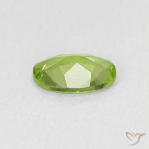 9,17 ctw natürlicher Leichtes lebendiges Grün Peridot, Oval, VVS-VS