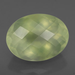 10,07 ctw natürlicher grüner Prehnit, Transparent, Transparent / Lichtdurchlässig