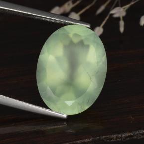 8,92 ctw natürlicher grüner Prehnit, Oval Schliff, Lichtdurchlässig