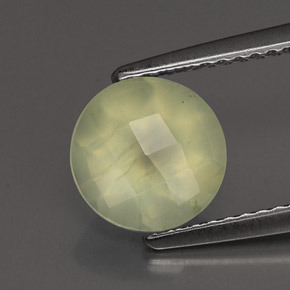 1,85 ctw natürlicher grüner Prehnit, Rundschliff, Transparent