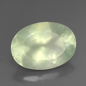 5,71 ctw natürlicher grüner Prehnit, Oval Schliff, Transparent