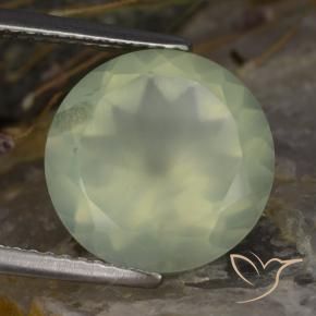 5,76 ctw natürlicher grüner Prehnit, Rundschliff, Transparent