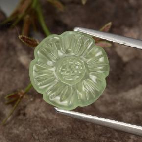 4,48 ctw natürlicher grüner Prehnit, Blumenschliff, Lichtdurchlässig