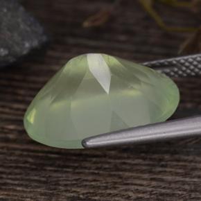 8,85 ctw natürlicher grüner Prehnit, Oval Schliff, Lichtdurchlässig