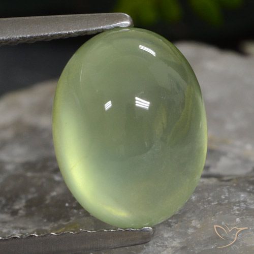 3,26 ctw natürlicher grüner Prehnit, Oval Schliff, Lichtdurchlässig