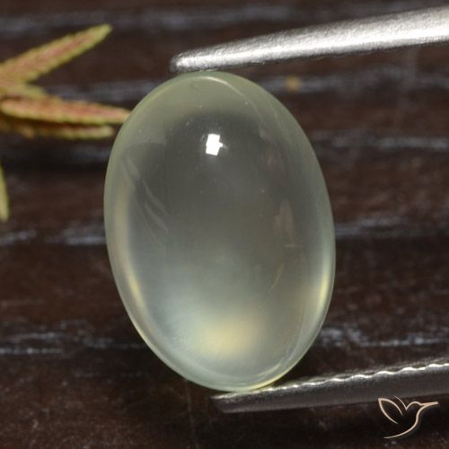 3.18ct Natürlicher Olive Green  Prehnit, Oval, Transparent
