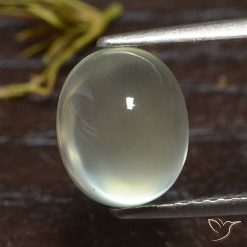3.56ct Natürlicher Medium Green  Prehnit, Oval, Transparent