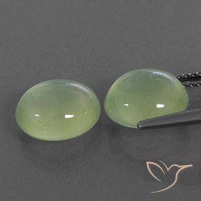6.96 ct natürliche Medium Green  Prehnit-Edelsteine, Oval, Transparent / Lichtdurchlässig
