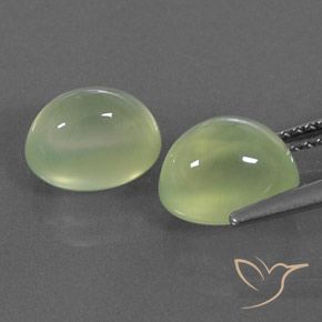 5.43 ct natürliche Medium Green  Prehnit-Edelsteine, Oval, Transparent / Lichtdurchlässig