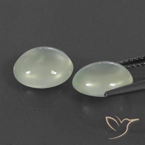 5.53 ct natürliche Olive Green  Prehnit-Edelsteine, Oval, Transparent / Lichtdurchlässig