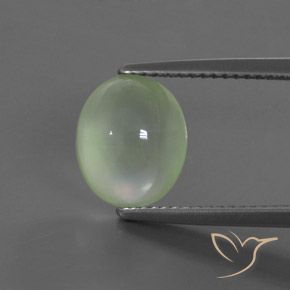 3.42ct Natürlicher hellgelblich-grün Prehnit, Oval, Transparent