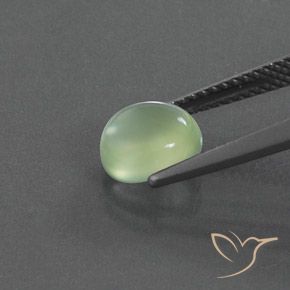9,17 ctw natürlicher Blasses Limettengrün Prehnit, Oval, Transparent