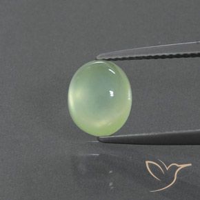 2.34ct Natürlicher hellgelblich-grün Prehnit, Oval, Transparent / Lichtdurchlässig