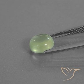 9,17 ctw natürlicher Blasses Grün Prehnit, Oval, Transparent